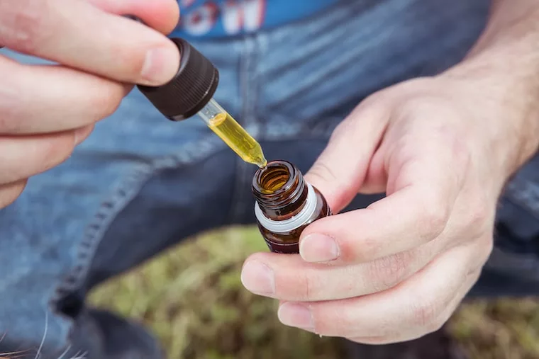 CBD Oil: A Comprehensive Guide to Health Benefits and Uses